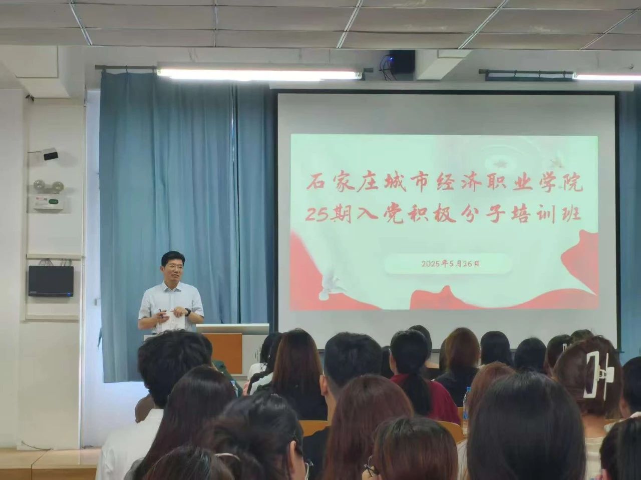 3400ba0688f489590b7f66ef49974bb2