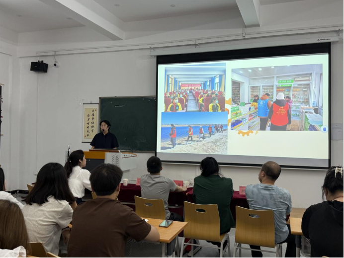 15779cee07e4ededd4a59f34702e9a8f