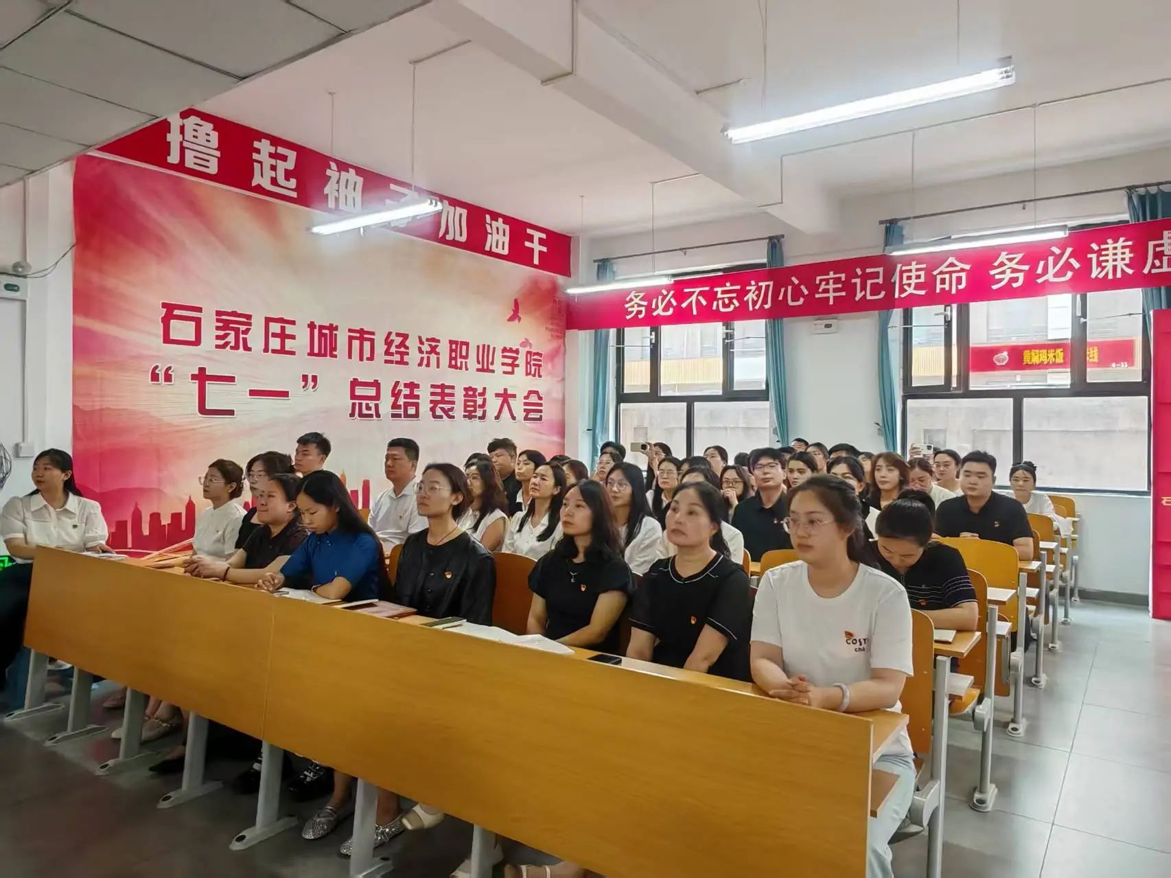 452bef7c5c3120a9fe8b3940a78082c6