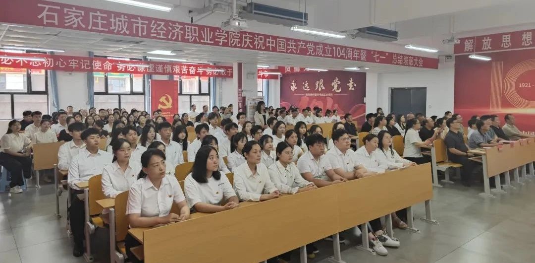 82533343ab52025943b6df946bdaee13